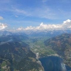 Flugwegposition um 12:45:51: Aufgenommen in der Nähe von Gemeinde Zell am See, 5700 Zell am See, Österreich in 2293 Meter